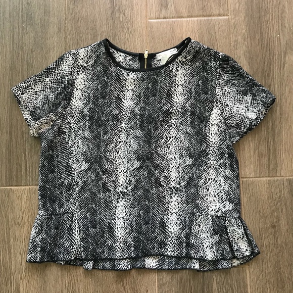 Snake print top - Picture 1 of 2